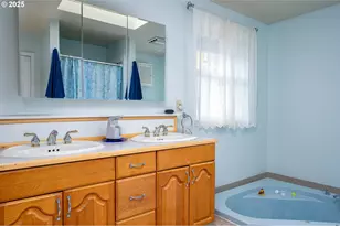 2837 SE 90th Pl, Portland, OR 97266 - Photo 20