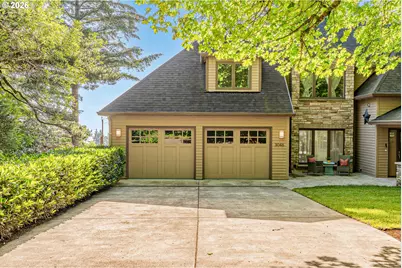 3046 SW Fairmount Blvd, Portland, OR 97239 - Photo 2