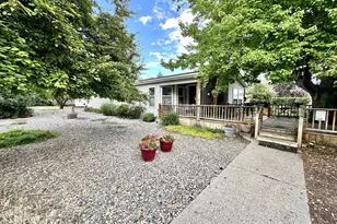 250 5th St, Baker City, OR 97814 - Photo 38