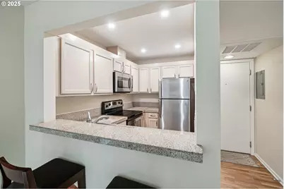 1500 SW Park Ave #422, Portland, OR 97201 - Photo 12