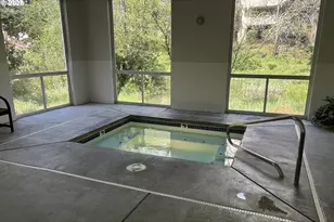 6645 W Burnside St, Portland, OR 97210 - Photo 36