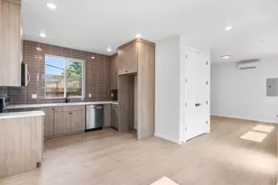 4043 SE 115th Ave, Portland, OR 97266 - Photo 4