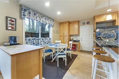 17511 Erin Ct, Lake Oswego, OR 97035 - Photo 12