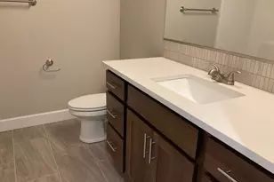 690 E 1st Ave, Estacada, OR 97023 - Photo 10