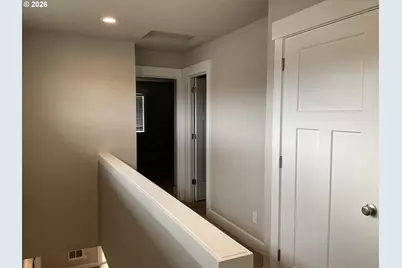 690 E 1st Ave, Estacada, OR 97023 - Photo 16