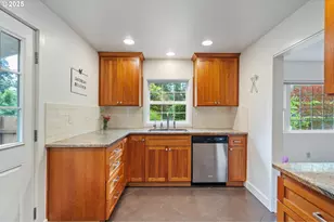 5239 Madrona St, Lake Oswego, OR 97035 - Photo 18