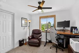 713 E 21st Pl, The Dalles, OR 97058 - Photo 24