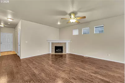 4642 SE Olivewood St, Hillsboro, OR 97123 - Photo 10