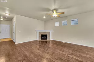 4642 SE Olivewood St, Hillsboro, OR 97123 - Photo 10