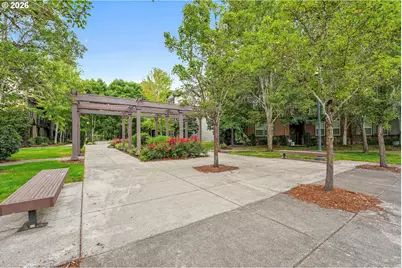 4642 SE Olivewood St, Hillsboro, OR 97123 - Photo 48