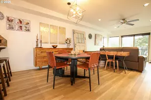 211 Harbor St, Florence, OR 97439 - Photo 8