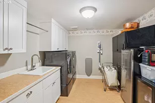 10137 SW Lancaster Rd, Portland, OR 97219 - Photo 32