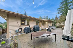 10137 SW Lancaster Rd, Portland, OR 97219 - Photo 42