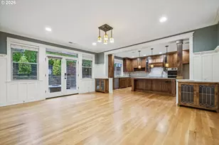 10137 SW Lancaster Rd, Portland, OR 97219 - Photo 22