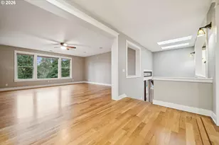 10137 SW Lancaster Rd, Portland, OR 97219 - Photo 6