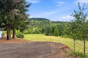 312 Bryant Ln, Roseburg, OR 97471 - Photo 38