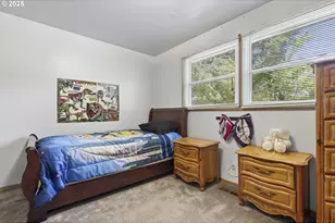 17821 SE Morrison Ct, Portland, OR 97233 - Photo 16