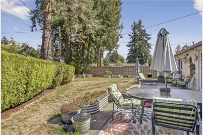 17821 SE Morrison Ct, Portland, OR 97233 - Photo 34