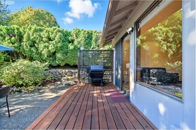2635 SW Sherwood Pl, Portland, OR 97201 - Photo 30