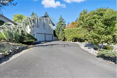 2635 SW Sherwood Pl, Portland, OR 97201 - Photo 40