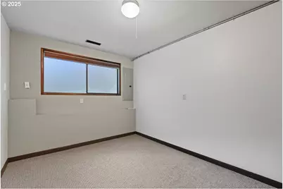 2635 SW Sherwood Pl, Portland, OR 97201 - Photo 28