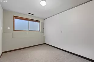 2635 SW Sherwood Pl, Portland, OR 97201 - Photo 28