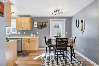 2727 Edison St, Eugene, OR 97402 - Photo 8