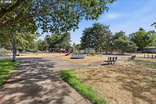 2727 Edison St, Eugene, OR 97402 - Photo 22
