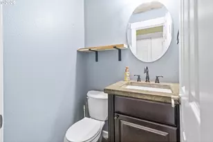 13155 Century Dr, Oregon City, OR 97045 - Photo 18