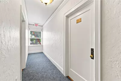 1509 NE 10th Ave #202, Portland, OR 97232 - Photo 4