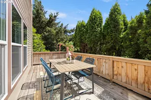 13563 SW Clearview Pl, Portland, OR 97223 - Photo 16