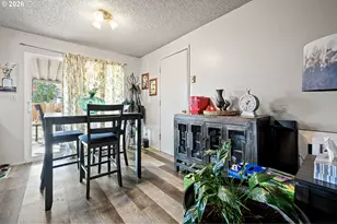 3999 Virginia Ave, Springfield, OR 97478 - Photo 8