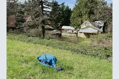 814 NW Pleasant View Dr, La Center, WA 98629 - Photo 16