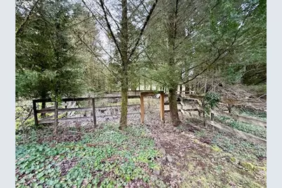 814 NW Pleasant View Dr, La Center, WA 98629 - Photo 12