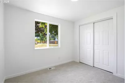 7563 SE Flavel St, Portland, OR 97206 - Photo 12