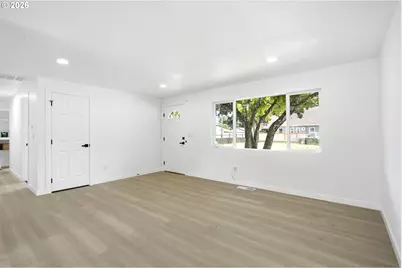 7563 SE Flavel St, Portland, OR 97206 - Photo 24