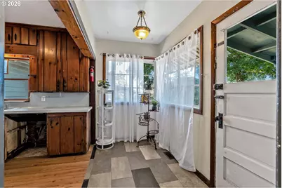 6318 SE 89th Ave, Portland, OR 97266 - Photo 14