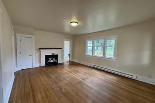 90 E 20th Ave, Eugene, OR 97405 - Photo 2