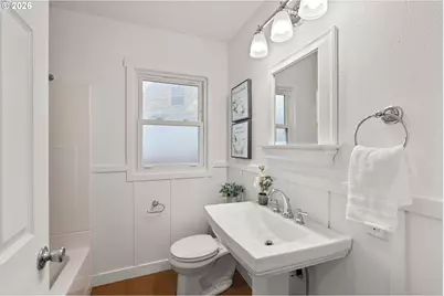 4730 N Amherst St, Portland, OR 97203 - Photo 30