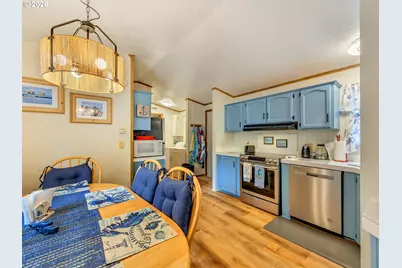 1087 S Harbor St, Rockaway Beach, OR 97136 - Photo 16