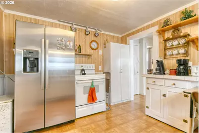 280 Water St, Heppner, OR 97836 - Photo 12