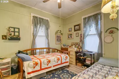 280 Water St, Heppner, OR 97836 - Photo 8
