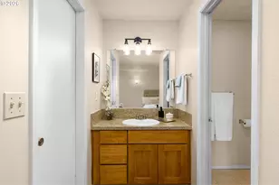 5677 NW 180th Pl, Portland, OR 97229 - Photo 14