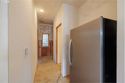 2770 Agate St, Eugene, OR 97403 - Photo 30