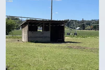 24291 SW Rogers Rd, Sheridan, OR 97378 - Photo 32