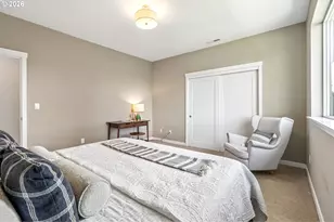 1336 NE Holland St, Portland, OR 97211 - Photo 22