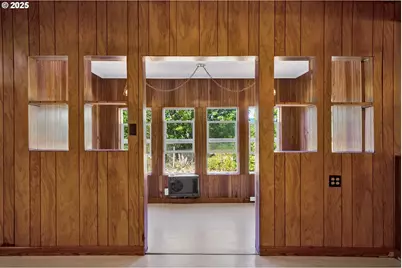 48400 Railroad Ave, Oakridge, OR 97463 - Photo 10