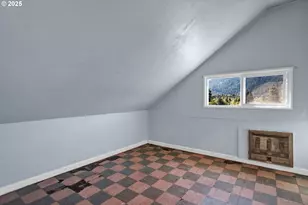 48400 Railroad Ave, Oakridge, OR 97463 - Photo 26