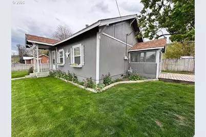 1009 Valley Ave, Baker City, OR 97814 - Photo 6