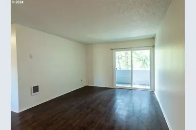 2700 SE 138th Ave, Portland, OR 97236 - Photo 4